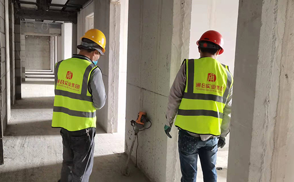 建筑公區(qū)為什么要用無(wú)機(jī)涂料?